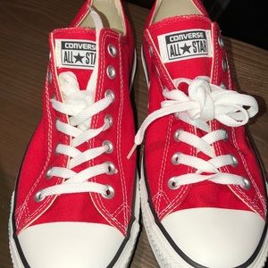 New never worn, in the box Converse